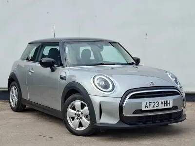 Used Mini Cooper Classic 136 HP (100 kW) 2023 Silver Hatchback
