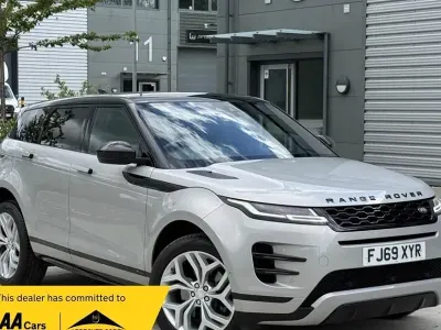 Used Land Rover Range Rover evoque SE Dynamic 2019 Silver SUV