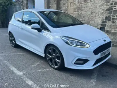 Używany Ford Fiesta ST-Line 101 KM (74 kW) 2018 Biały Hatchback