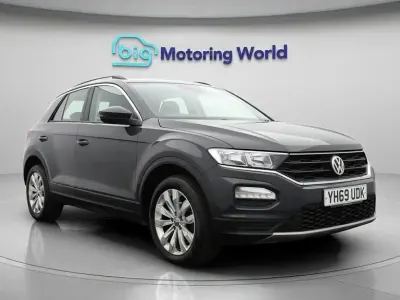 Used VW T-Roc SE 115 HP (84 kW) 2019 Grey SUV