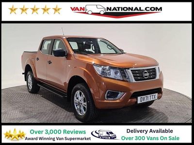 Yellow Used 2021 Nissan Navara Acenta Pickup | £17,990 (Fair price)