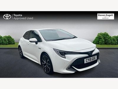 Used Toyota Corolla 2019 White Hatchback
