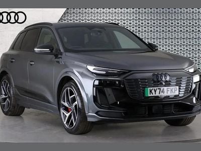 Begagnad Audi Q6 e-tron Advanced 285 kW (388 HK) 2024 Grå SUV