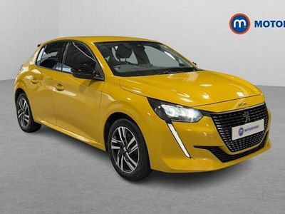Used Peugeot 208 Allure+ 131 HP (96 kW) 2023 Yellow Hatchback