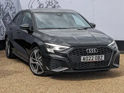 Używany Audi A3 Comfort 150 KM (110 kW) 2022 Czarny Sedan/Limuzyna