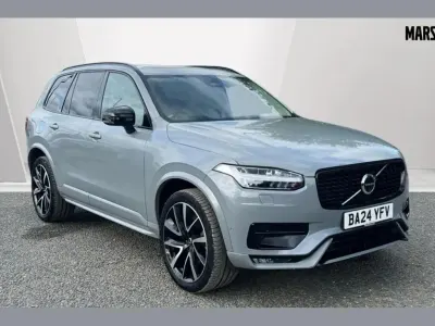 Begagnad Volvo XC90 Ultimate 295 HK (216 kW) 2024 Grå SUV