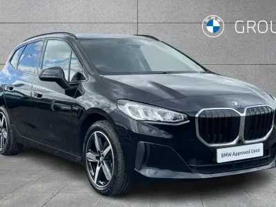 Usado BMW 225 Active Tourer Sport Line 242 CV (177 kW) 2025 Negro Monovolumen
