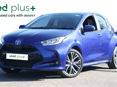 Used Toyota Yaris 116 HP (85 kW) 2024 Blue Hatchback