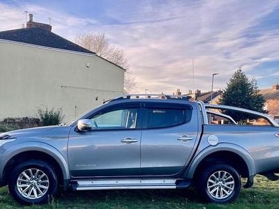 Grey Used 2016 Mitsubishi L200 Pickup | £9,650 (Fair price)