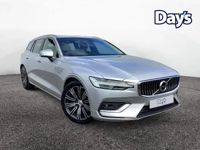 Used Volvo V60 Inscription 250 HP (183 kW) 2019 Silver Estate