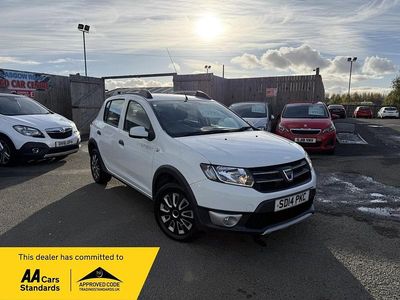 White Used 2014 Dacia Sandero Lauréate Hatchback | £3,995 (Fair price)