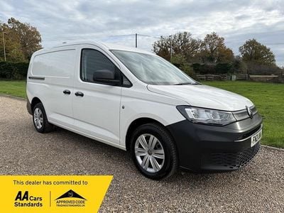 White Used 2021 VW Caddy Maxi S MPV | £11,990 (Fair price)