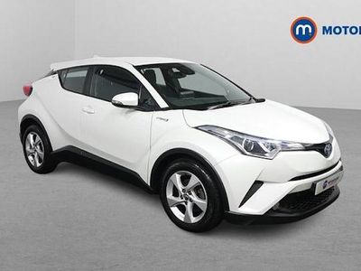 Used Toyota C-HR 122 HP (89 kW) 2019 White SUV