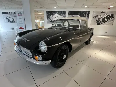Used MG B 1981 Black Cabriolet