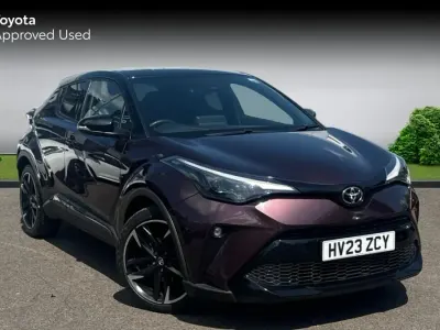 Second-hand Toyota C-HR Sport 122 CP (89 kW) 2023 Deep amethyst bitone SUV