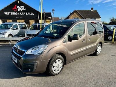 Used Peugeot Partner Allure 2017 Metallic grey MPV