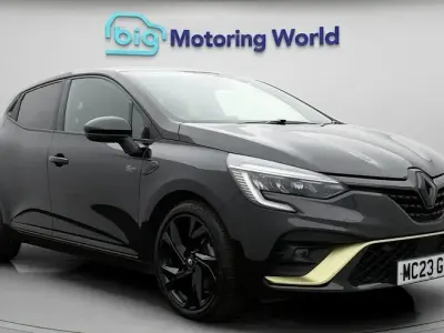 Used Renault Clio Engineered 145 HP (106 kW) 2023 Black Hatchback