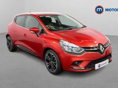 Used Renault Clio Iconic 90 HP (66 kW) 2018 Red Hatchback
