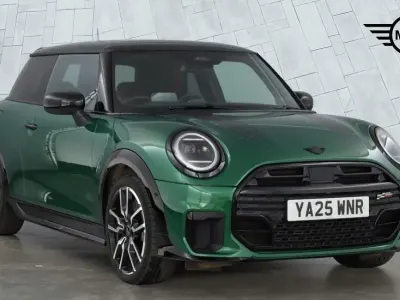 Used Mini Cooper S Hatch 201 HP (147 kW) 2025 Green Hatchback