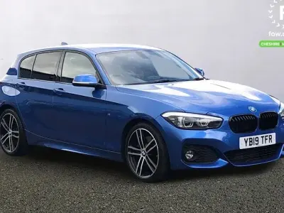 Usado BMW 118 M Sport 150 HP (110 kW) 2019 Azul Citadino