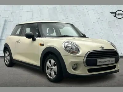 Used Mini ONE 101 HP (74 kW) 2017 White Hatchback