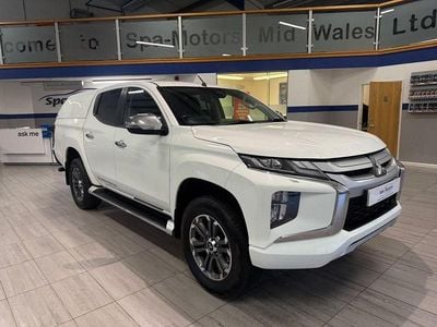 Used Mitsubishi L200 150 HP (110 kW) 2021 White Pickup