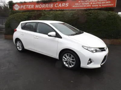 Used Toyota Auris
