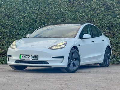 White Used 2022 Tesla Model 3 RWD Sedan | £19,695 (Fair price)