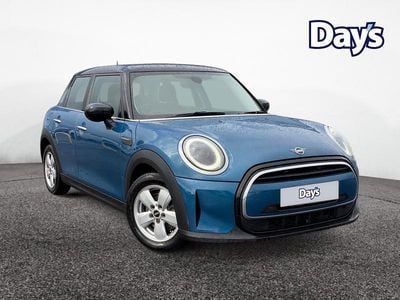 Used Mini Cooper Classic 136 HP (100 kW) 2022 Blue Hatchback