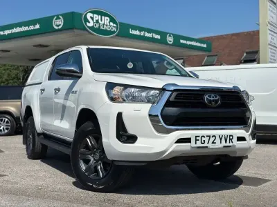 Used Toyota HiLux 150 HP (110 kW) 2023 White Pickup