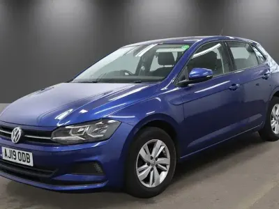 Used VW Polo SE 80 HP (58 kW) 2019 Blue Hatchback