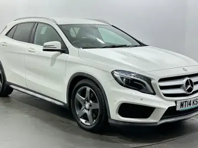 Käytetty Mercedes GLA220 AMG line 170 HP (125 kW) 2014 Valkoinen Katumaasturi
