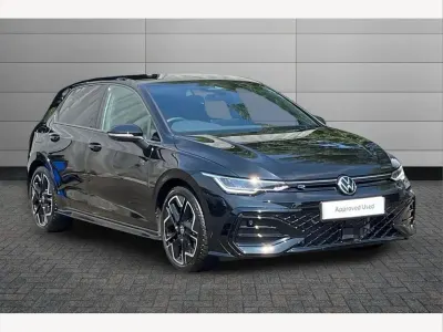 Used VW Golf VIII R-line 150 HP (110 kW) 2025 Grenadilla black Hatchback