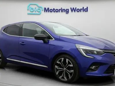 Used Renault Clio Techno 90 HP (66 kW) 2023 Blue Hatchback