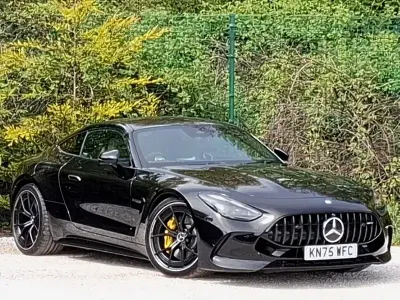 Usado Mercedes AMG GT 55 Premium Plus 476 HP (350 kW) 2025 Preto Coupé