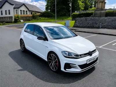 Used VW Golf VII GTD 184 HP (135 kW) 2017 White Hatchback