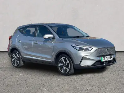 Usado MG ZS SE 114 kW (156 HP) 2023 Prateado SUV