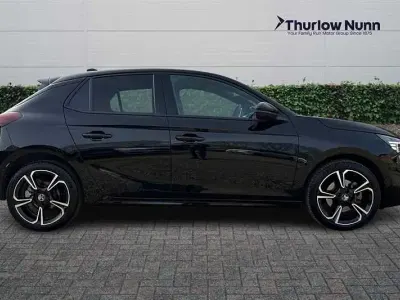 Second-hand Vauxhall Corsa Ultimate 100 CP (73 kW) 2025 Negru Hatchback