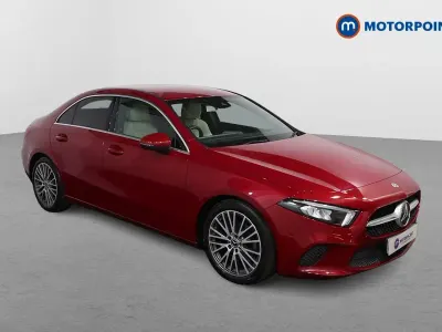 Usado Mercedes A180 Executive 136 CV (100 kW) 2022 Rojo Berlina