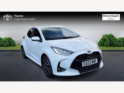Used Toyota Yaris Hybrid Design 2022 White Hatchback