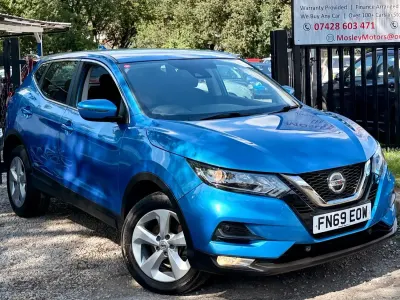 Used Nissan Qashqai Acenta Premium 115 HP (84 kW) 2019 Blue SUV