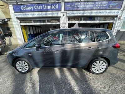 Used Vauxhall Zafira 140 HP (102 kW) 2015 Grey MPV