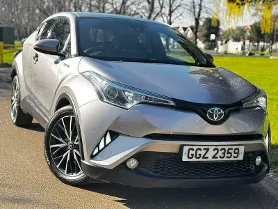 Used Toyota C-HR 122 HP (89 kW) 2017 Silver SUV