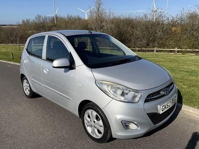 Used Hyundai i10 Active 85 HP (62 kW) 2012 Silver Hatchback