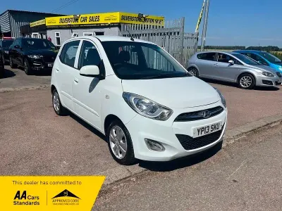 Used Hyundai i10 Active 83 HP (61 kW) 2013 White Hatchback