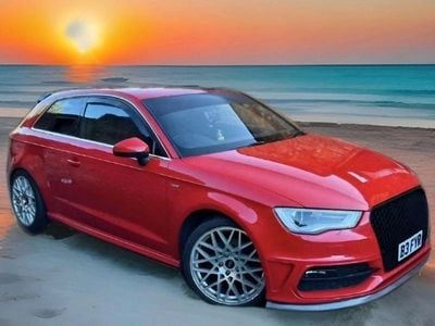 Used Audi A3 S-Line 140 HP (102 kW) 2014 Red Hatchback