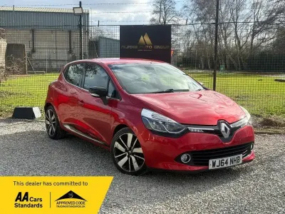 Used Renault Clio Dynamique 90 HP (66 kW) 2014 Red Hatchback