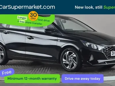 Używany Hyundai i20 SE 101 KM (74 kW) 2022 Czarny Hatchback