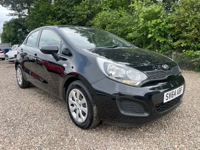 Used Kia Rio Air 75 HP (55 kW) 2014 Black Hatchback