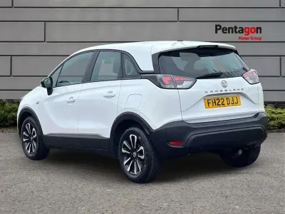 Second-hand Vauxhall Crossland Design Edition 81 CP (59 kW) 2022 Alb SUV